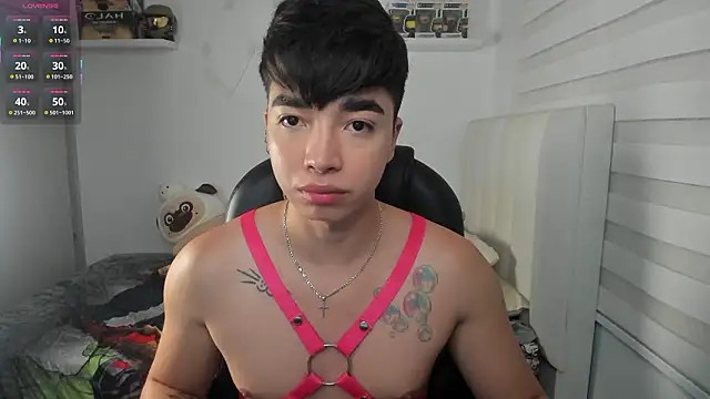 santy7v7 online show from 02-21-26, 01:34