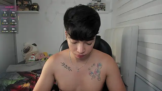 santy7v7 online show from 03-19-26, 01:26