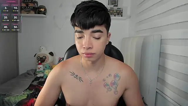 santy7v7 online show from 03-28-26, 12:16