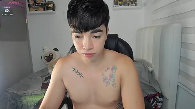 santy7v7 online show from 04-25-26, 01:25