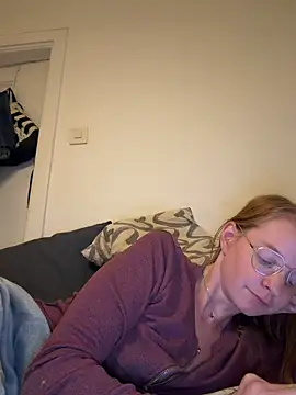 jannis1992 online show from 04-21-26, 01:42