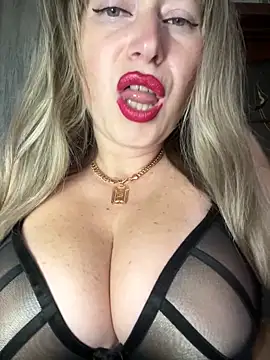 Kittenforyou online show from 02-20-26, 01:11