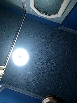 Snapshot of Wero4200 chatting on 10-22-25, 08:52 Wero4200 online show from 10-22-25, 08:52