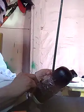 Snapshot of Wero4200 chatting on 10-24-25, 09:22 Wero4200 online show from 10-24-25, 09:22