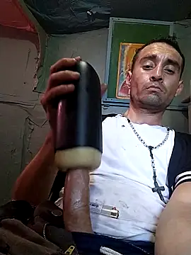 Snapshot of Wero4200 chatting on 11-08-25, 09:13 Wero4200 online show from 11-08-25, 09:13