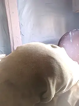 Snapshot of Wero4200 chatting on 11-11-25, 07:47 Wero4200 online show from 11-11-25, 07:47