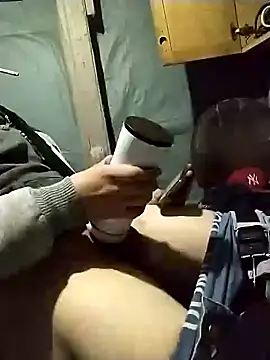 Snapshot of Wero4200 chatting on 11-27-25, 09:44 Wero4200 online show from 11-27-25, 09:44