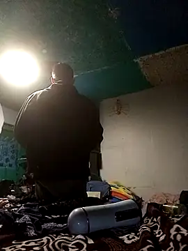 Snapshot of Wero4200 chatting on 11-29-25, 04:43 Wero4200 online show from 11-29-25, 04:43