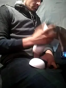 Snapshot of Wero4200 chatting on 12-03-25, 08:18 Wero4200 online show from 12-03-25, 08:18