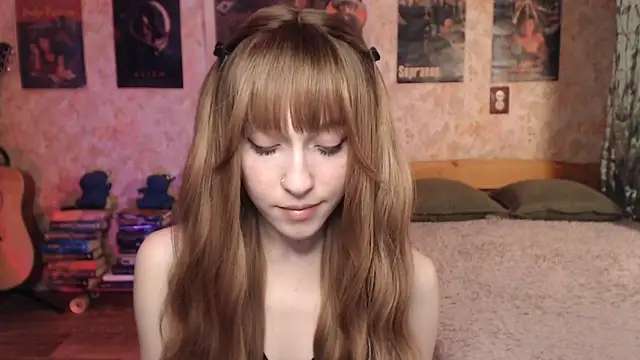 Friendly Ellie online show from 02-07-26, 01:15