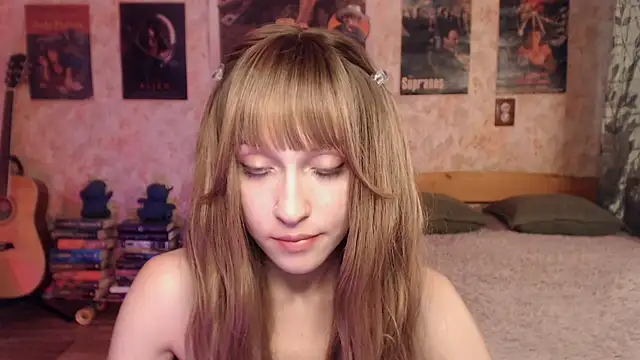 Friendly Ellie online show from 07-02-26, 03:56