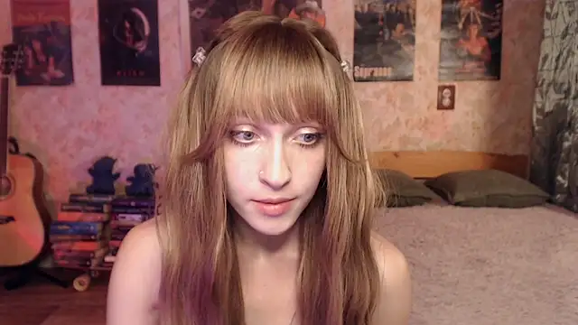 Friendly Ellie online show from 07-10-26, 02:52