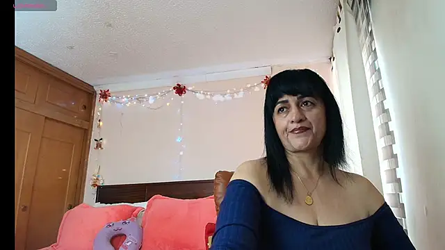 ISABEEL SOFIA01 online show from 05-20-26, 02:12