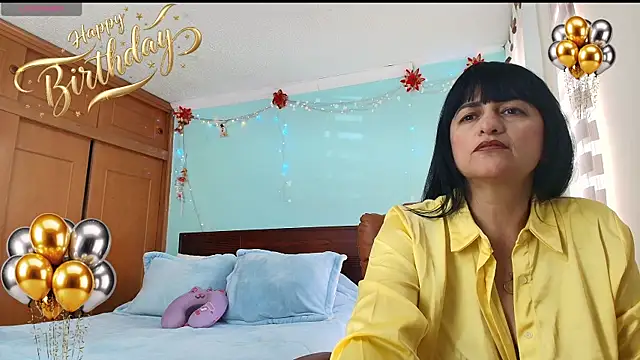 ISABEEL SOFIA01 online show from 06-03-26, 07:19