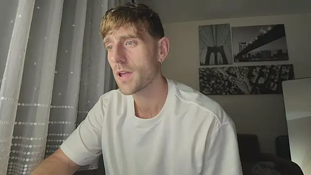 Snapshot of lukegunn chatting on 02-10-26, 12:04 lukegunn online show from 02-10-26, 12:04