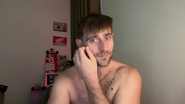 Snapshot of lukegunn chatting on 03-21-26, 12:59 lukegunn online show from 03-21-26, 12:59