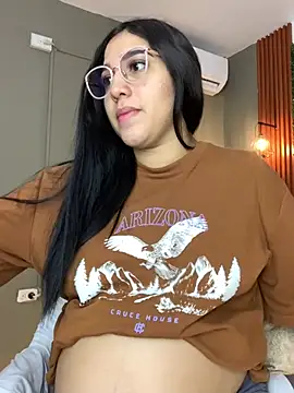 Amandanauty online show from 12-19-24, 02:12