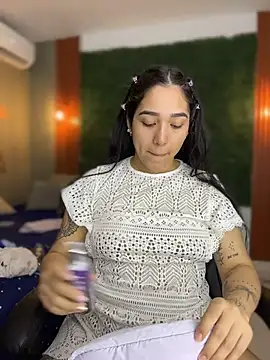 Amandanauty online show from 01-09-26, 04:37