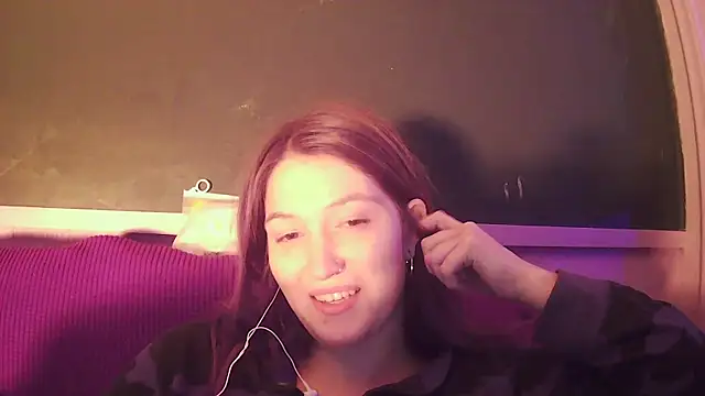 Angelk43 online show from 12-14-25, 03:56