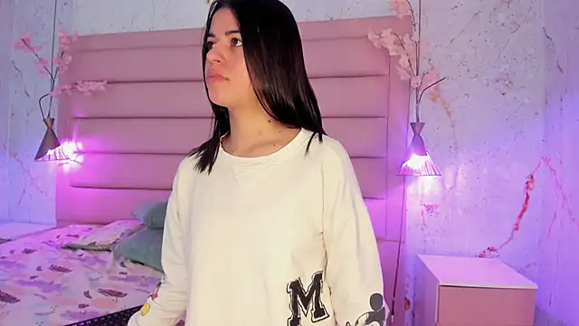 IvySanders1 online show from 11-19-25, 12:27