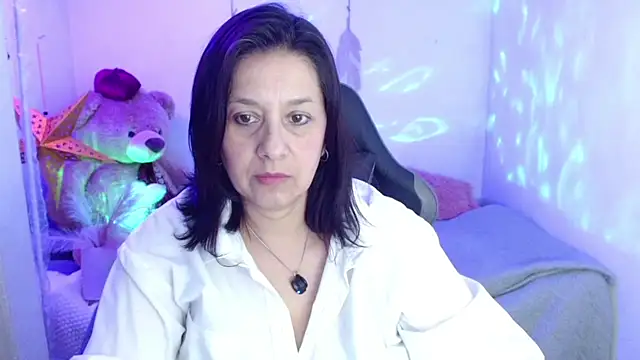 Snapshot of camilalatti chatting on 04-23-26, 12:34 camilalatti online show from 04-23-26, 12:34