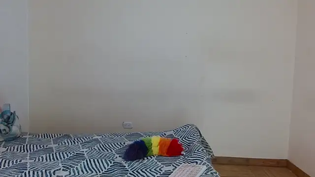 Estrella sweett online show from 01-09-25, 11:24