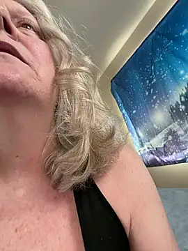 Kaitlyn Winters online show from 02-11-26, 07:41