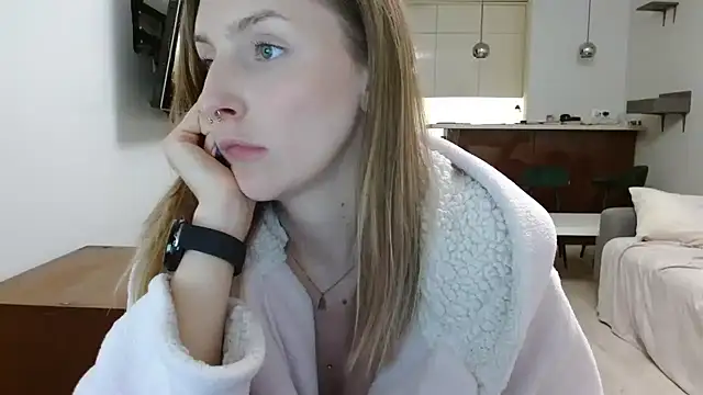 Snapshot of illusorycat chatting on 09-24-25, 07:39 illusorycat online show from 09-24-25, 07:39