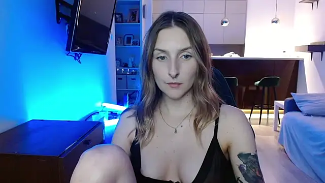 Snapshot of illusorycat chatting on 10-09-25, 07:01 illusorycat online show from 10-09-25, 07:01