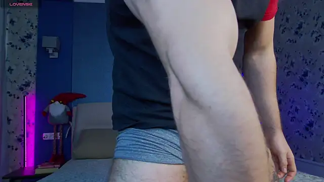 Snapshot of Arilas_ chatting on 01-01-25, 01:16 Arilas online show from 01-01-25, 01:16