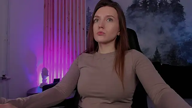 Snapshot of JennyDens chatting on 12-09-24, 02:45 JennyDens online show from 12-09-24, 02:45