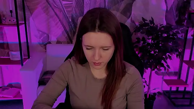 Snapshot of JennyDens chatting on 12-12-24, 05:42 JennyDens online show from 12-12-24, 05:42