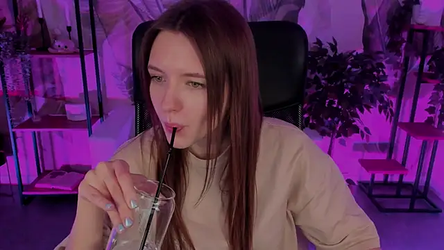 Snapshot of JennyDens chatting on 01-02-25, 08:49 JennyDens online show from 01-02-25, 08:49