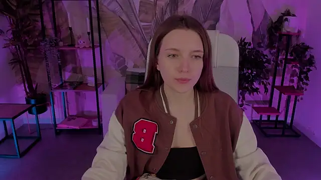 Snapshot of JennyDens chatting on 03-20-25, 02:29 JennyDens online show from 03-20-25, 02:29