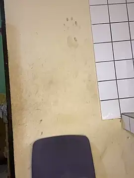 Snapshot of vannycov chatting on 09-21-25, 10:06 vannycov online show from 09-21-25, 10:06