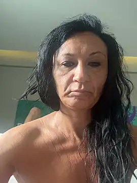 Snapshot of Luna-77 chatting on 07-17-26, 03:13 Luna-77 online show from 07-17-26, 03:13
