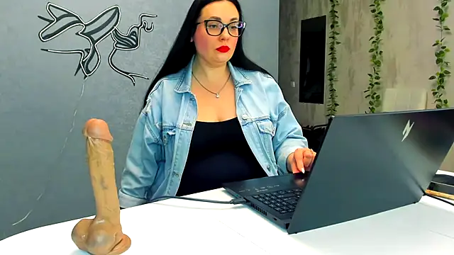 WorshipLilit online show from 01-18-26, 09:18