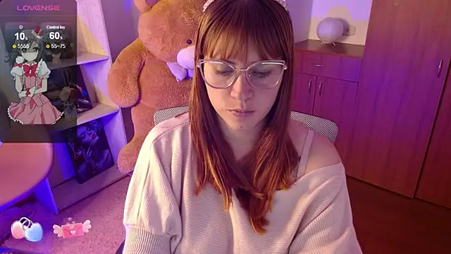 Snapshot of thamarajane chatting on 12-16-24, 10:03 thamarajane online show from 12-16-24, 10:03