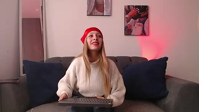 Snapshot of thamarajane chatting on 03-14-25, 03:03 thamarajane online show from 03-14-25, 03:03