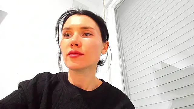 Cameron diazz online show from 12-03-25, 09:13