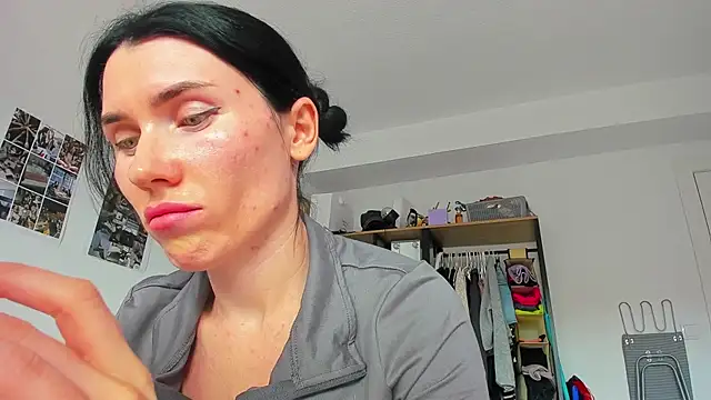 Cameron diazz online show from 02-11-26, 03:17