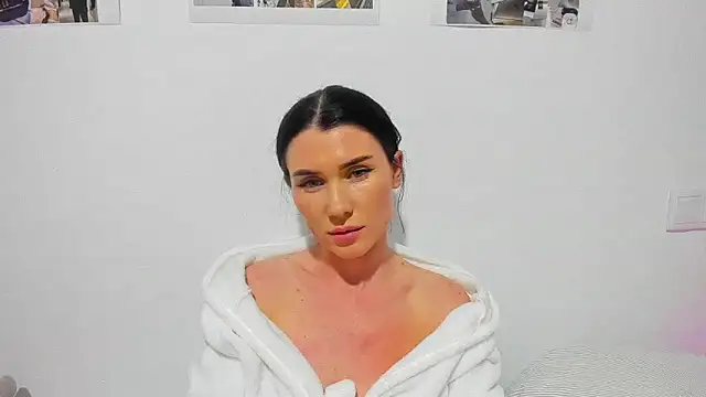 Cameron diazz online show from 02-22-26, 09:24