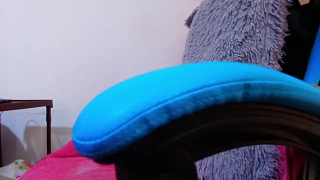 klylls squirt  online show from 04-23-26, 07:27