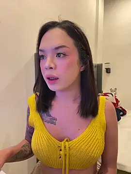 SweetCheska19 online show from 04-21-26, 02:56