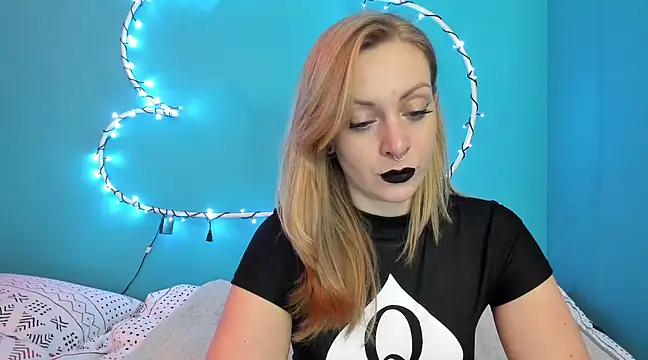 YourVenus00 online show from 02-05-25, 04:25