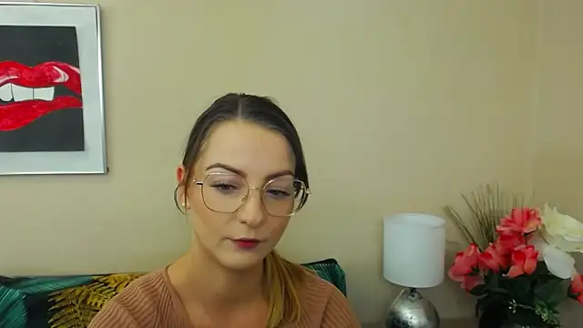 Snapshot of NatalieSexy chatting on 02-04-25, 07:18 NatalieSexy online show from 02-04-25, 07:18