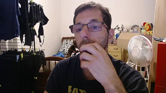 steph19x5 online show from 06-04-26, 07:53