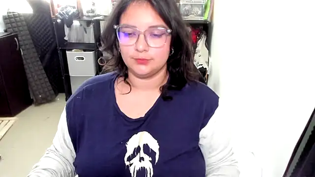 aika-dreams online show from 10-28-25, 09:39