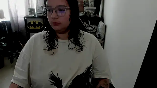 aika-dreams online show from 04-23-26, 02:19