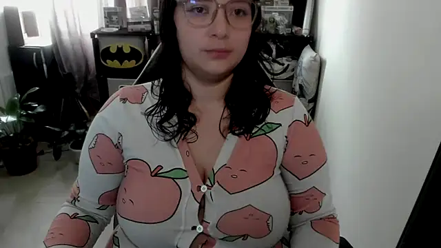 aika-dreams online show from 04-24-26, 02:08